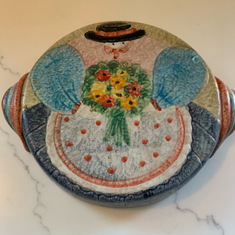 Hand Painted Italian Pottery Wall Hanging Signed Plaque Country Woman Italy New